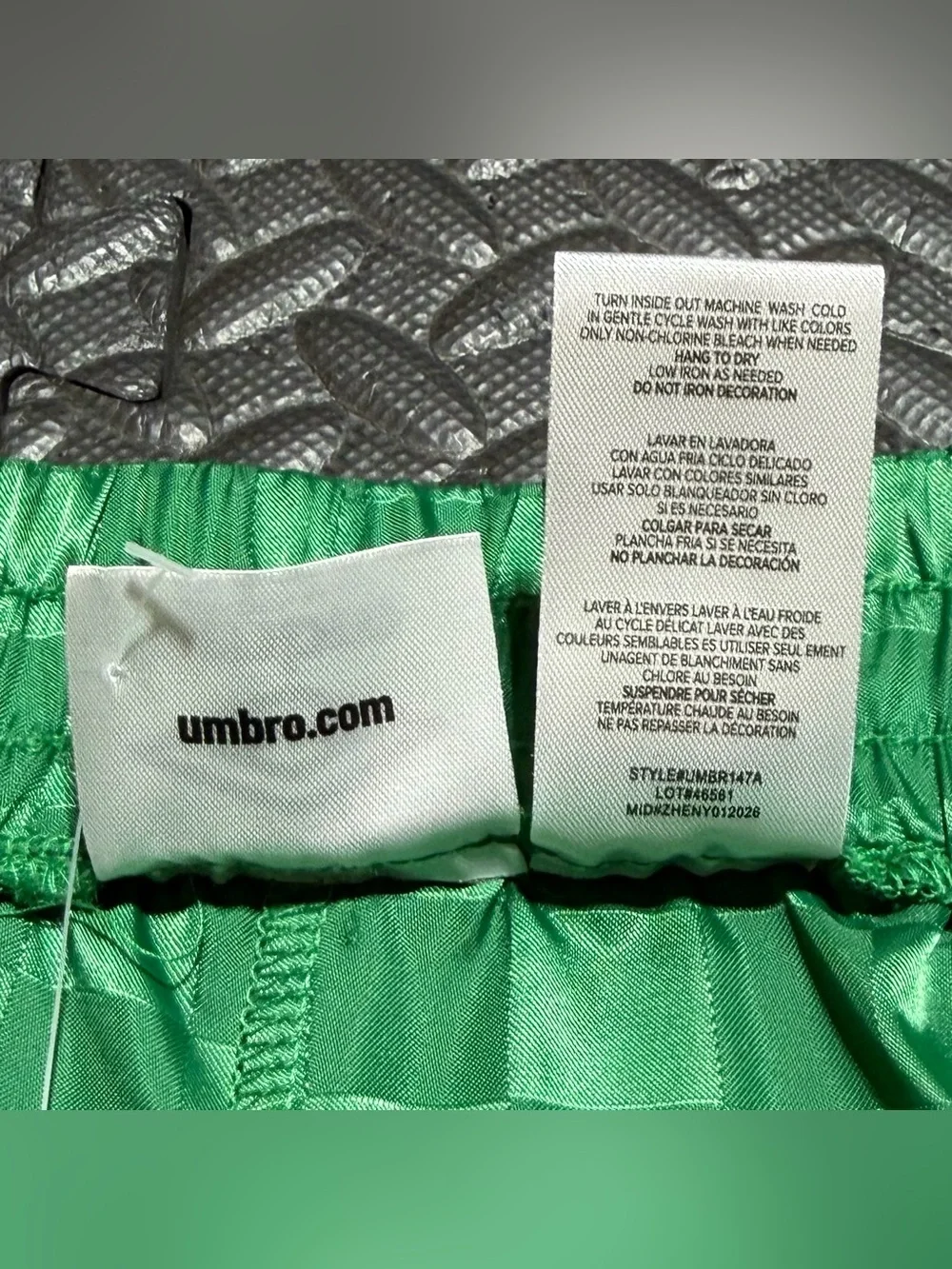 Umbro Mexico Soccer Checkered Shorts Green Vintage Style Shiny Mens Large NEW